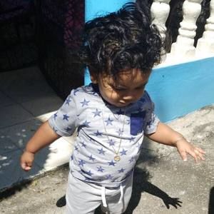 Meet your Posher, Elias carl